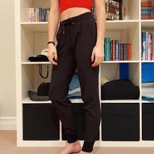 ATHLETA BLACK JOGGERS